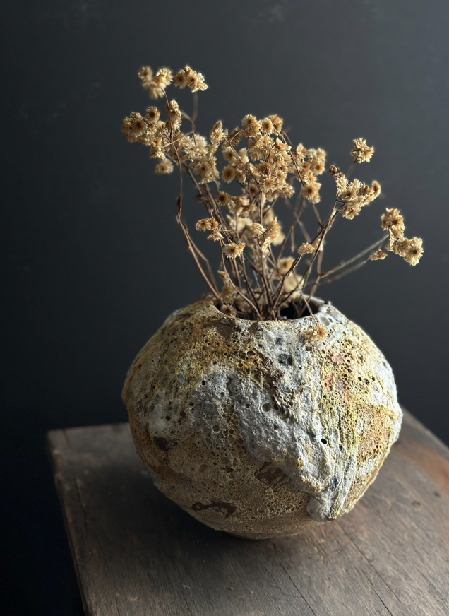 Ceramic Vase - Medium Vessel
